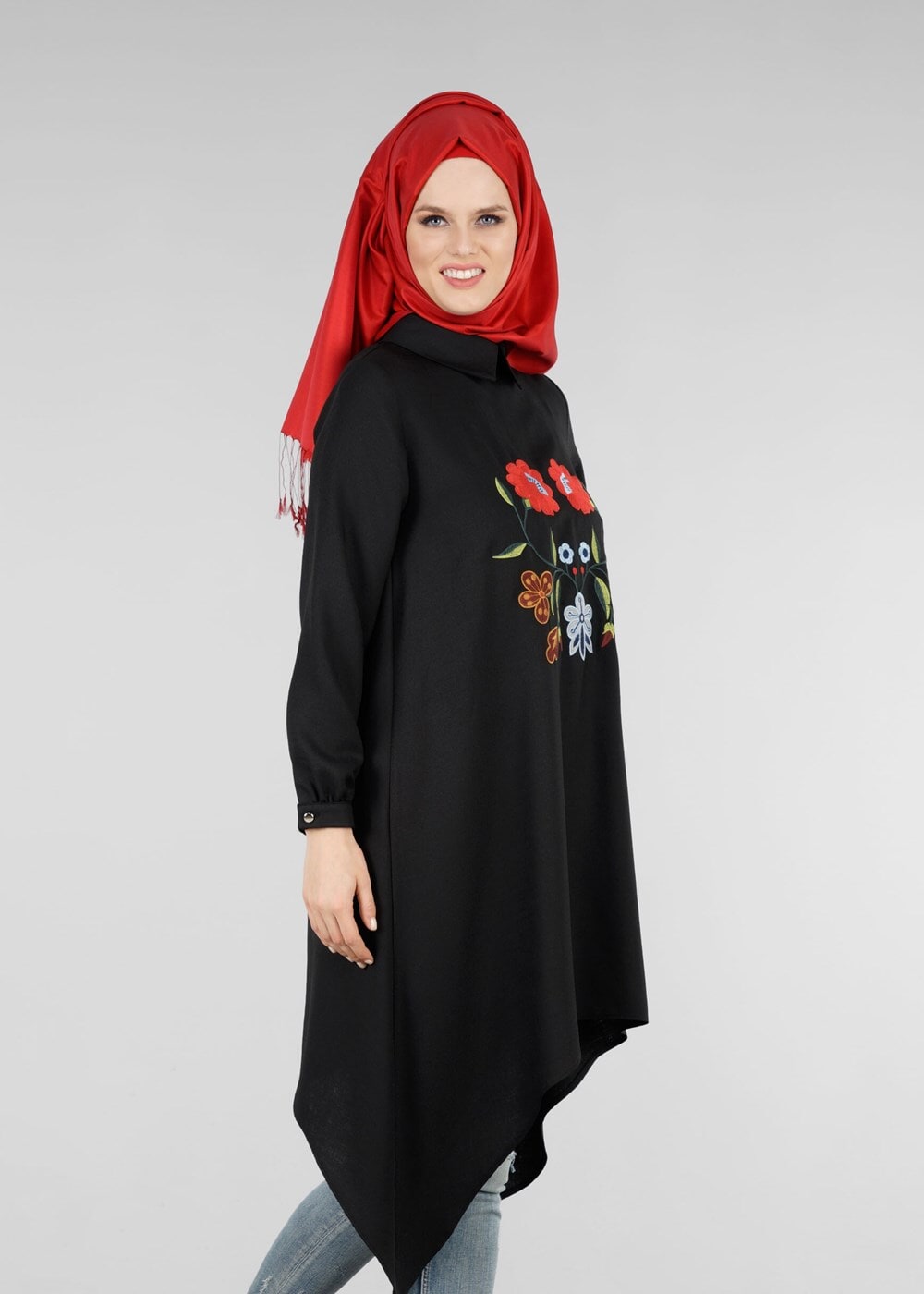 Tesettür giyim SİYAH T 8415 Asmiray-Nakışlı Tunik