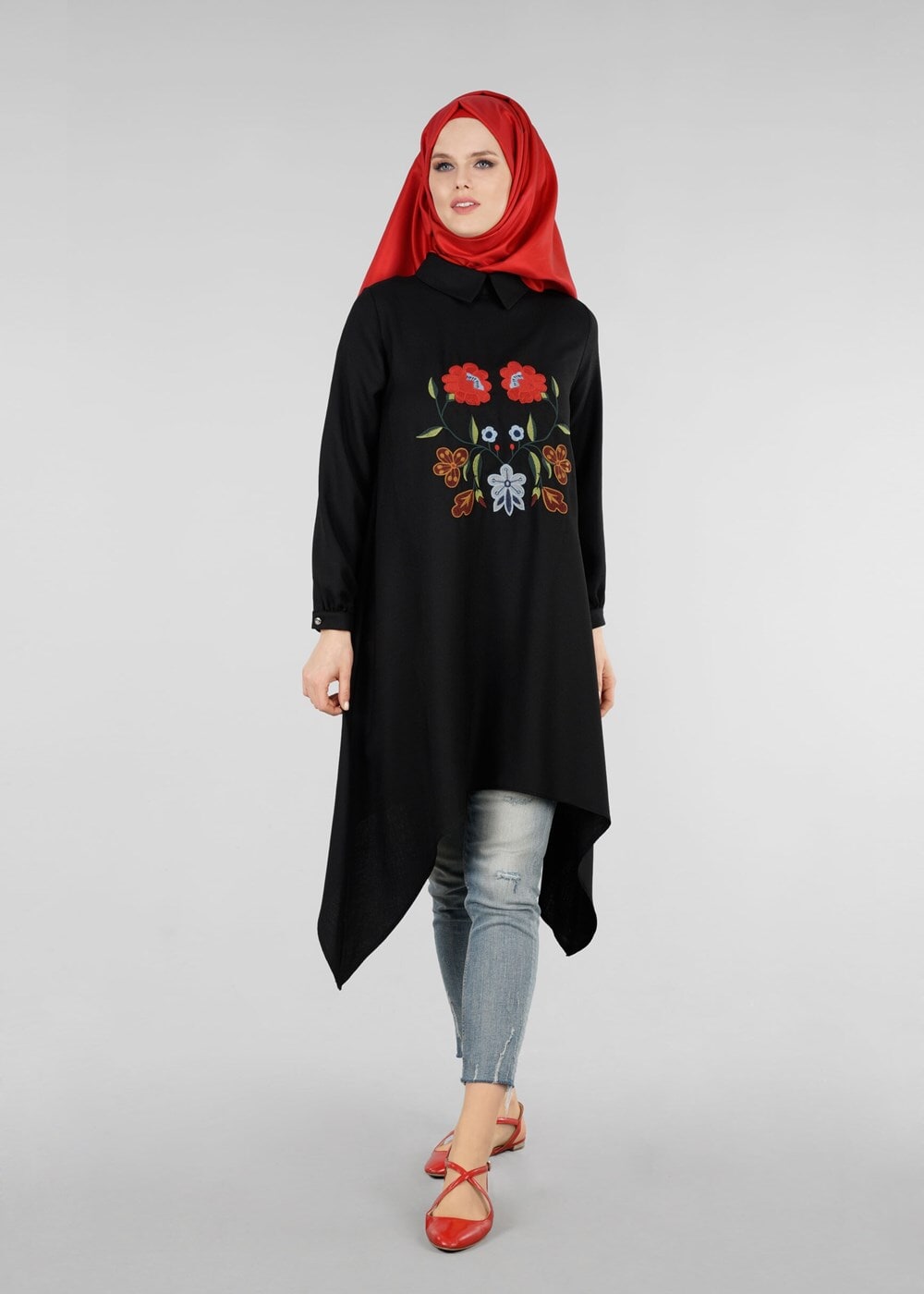Tesettür giyim SİYAH T 8415 Asmiray-Nakışlı Tunik