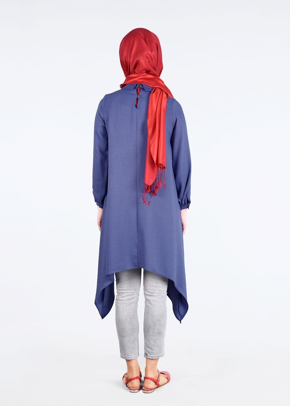 Tesettür giyim LACİVERT T 8415 Asmiray-Nakışlı Tunik