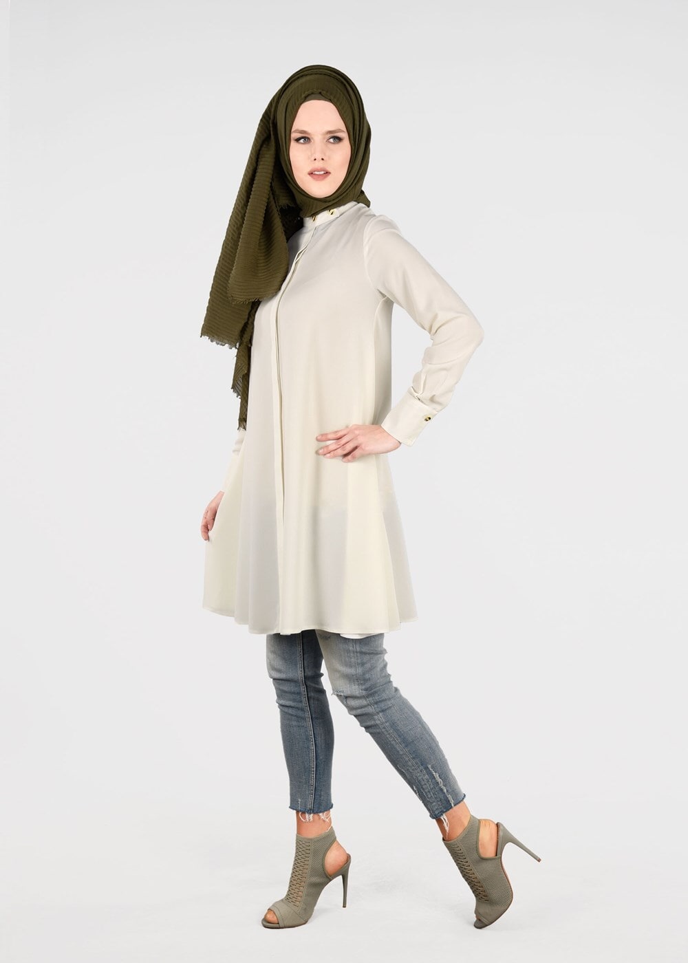 Tesettür giyim EKRU T 4870 Mısra-Hakim Yaka Düğmeli Kloş Tunik