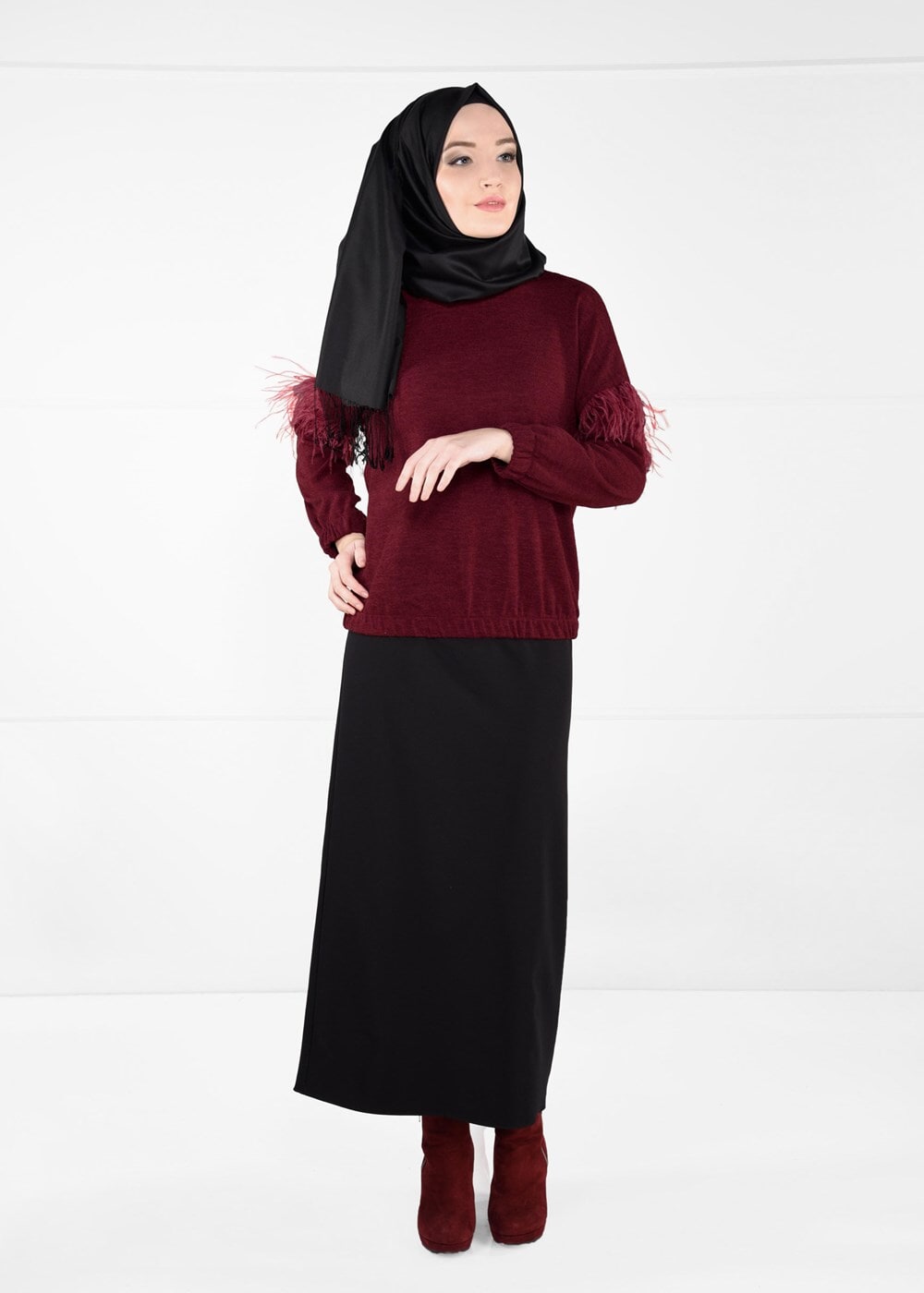 Tesettür giyim BORDO KOLLARI TÜY DETAYLI BLUZ 56551