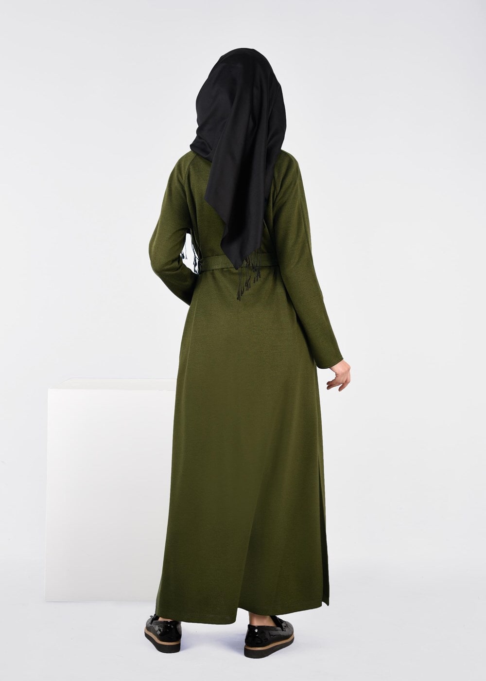 Tesettür giyim HAKİ KUŞAKLI HIRKA 4944