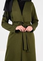 Tesettür giyim HAKİ KUŞAKLI HIRKA 4944