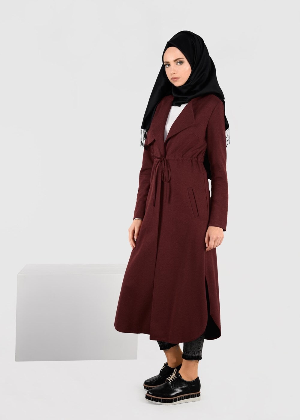 Tesettür giyim BORDO BELİ BAĞCIKLI CEPLİ HIRKA 4976