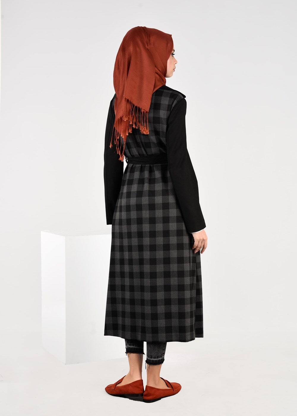 Tesettür giyim GRİ EKOSE KRUVAZE CEKET 4994