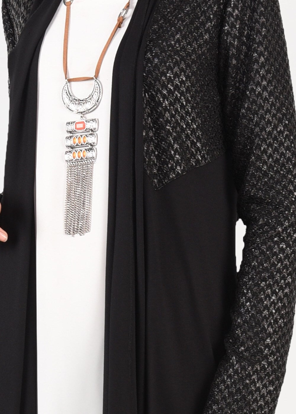 Tesettür giyim SİYAH ASİMETRİK KESİM HIRKA 4997