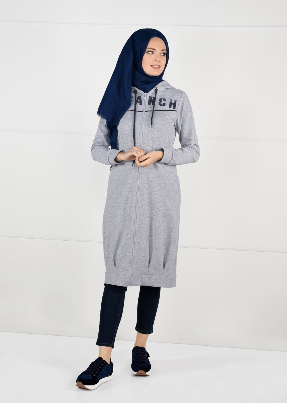 Tesettür giyim GRİ KAPÜŞONLU SPOR CEKET 7051 