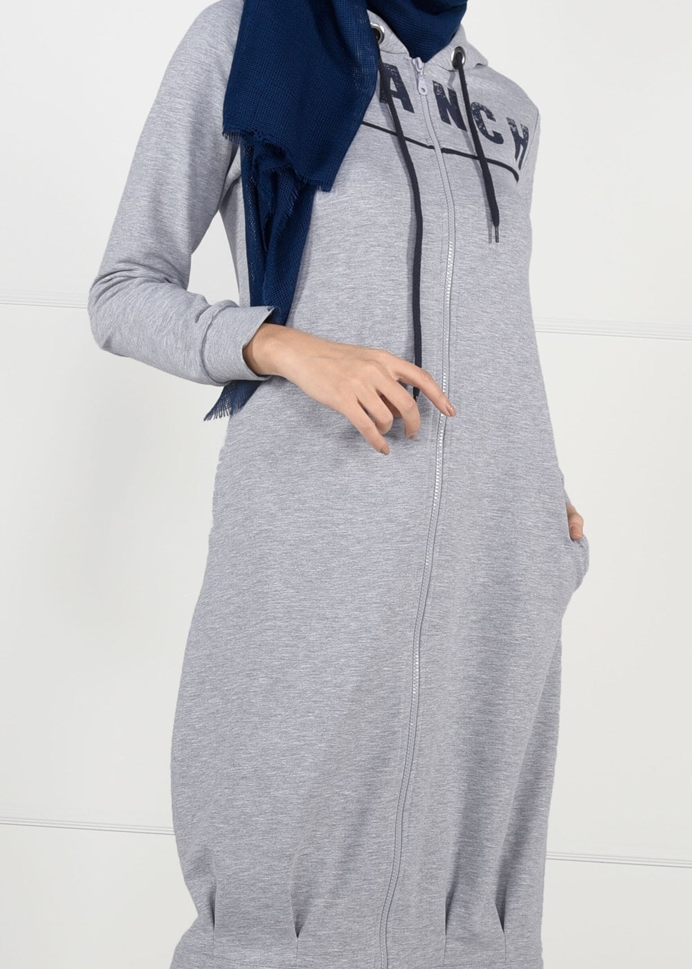 Tesettür giyim GRİ KAPÜŞONLU SPOR CEKET 7051 