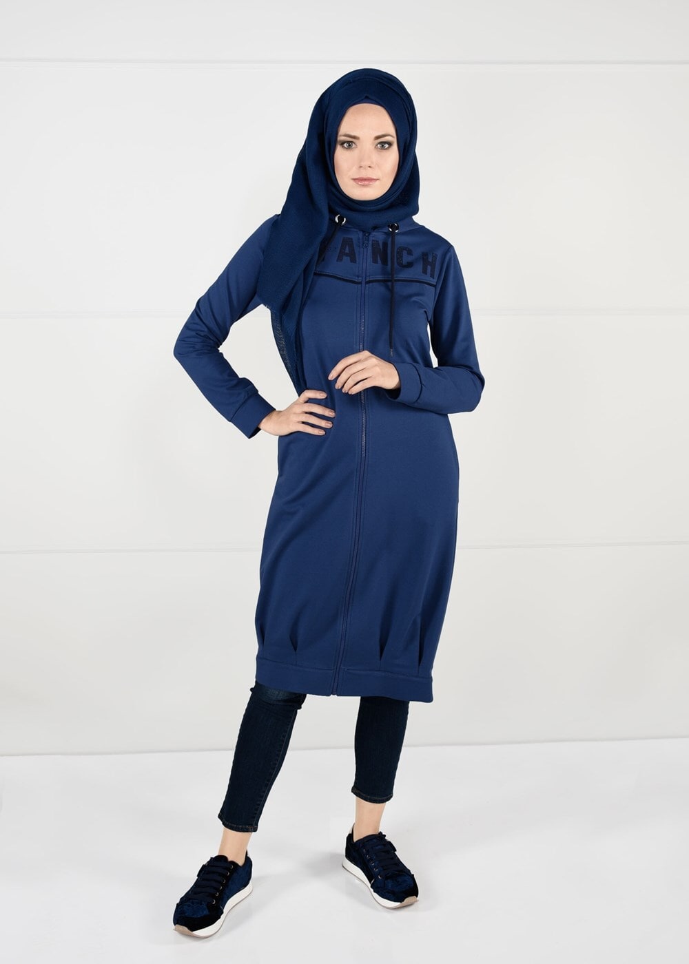 Tesettür giyim LACİVERT KAPÜŞONLU SPOR CEKET 7051 