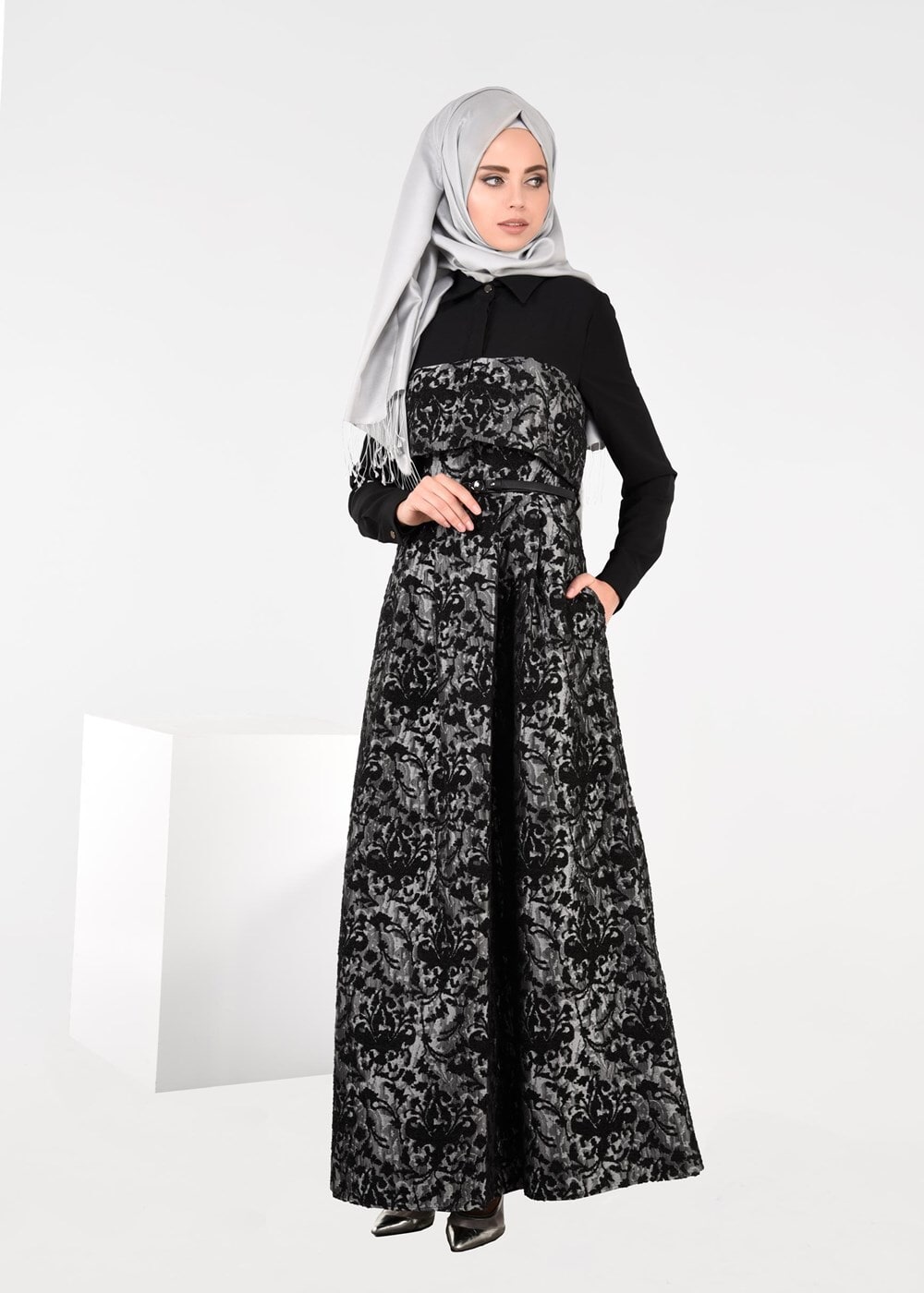 Tesettür giyim GRİ JAKARLI KLOŞ ELBİSE 4795 