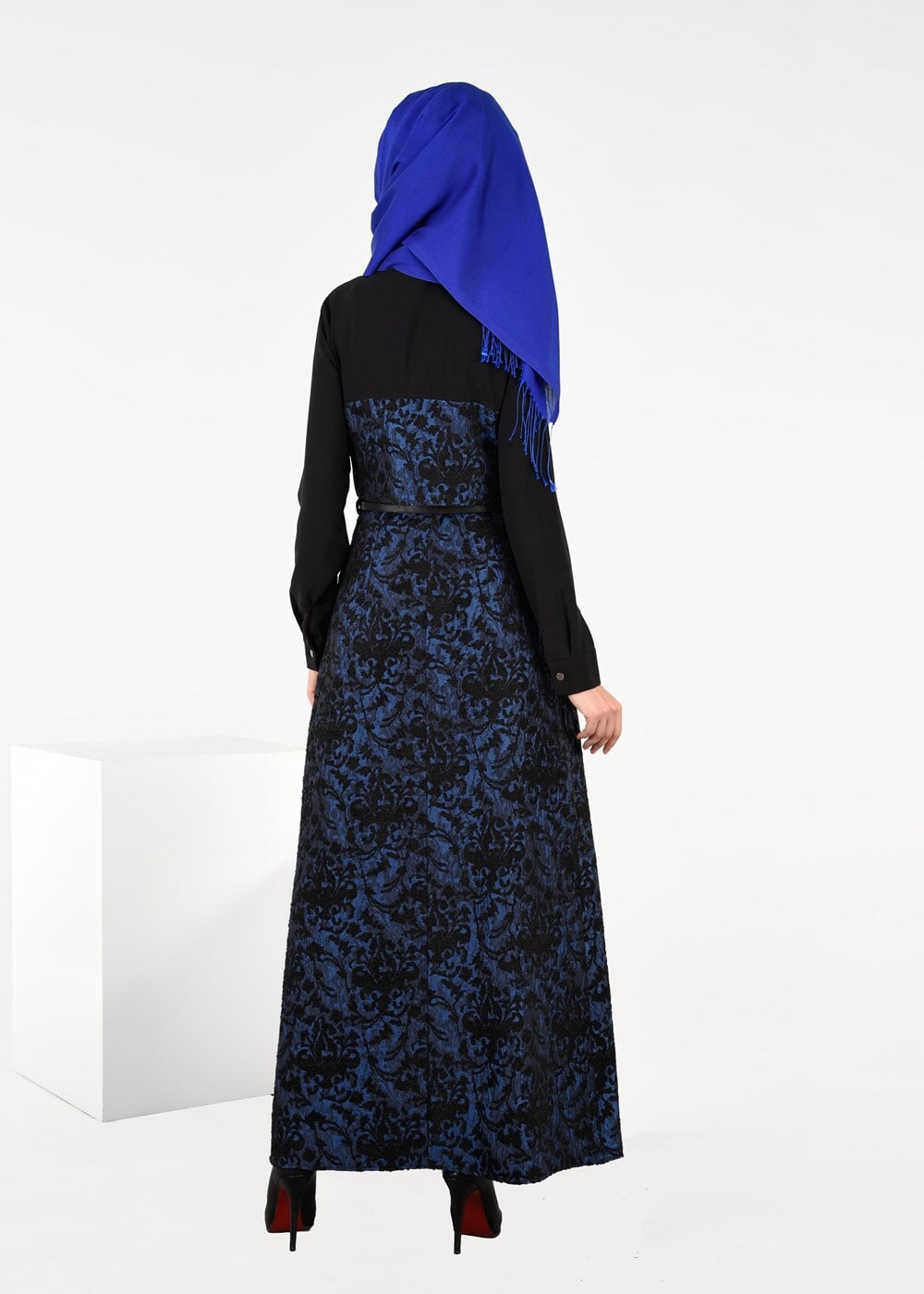 Tesettür giyim LACİVERT JAKARLI KLOŞ ELBİSE 4795 