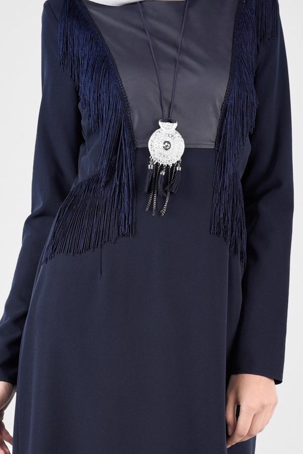 Tesettür giyim LACİVERT PÜSKÜL DETAYLI ELBİSE 4849 - TRENDTESETTÜR