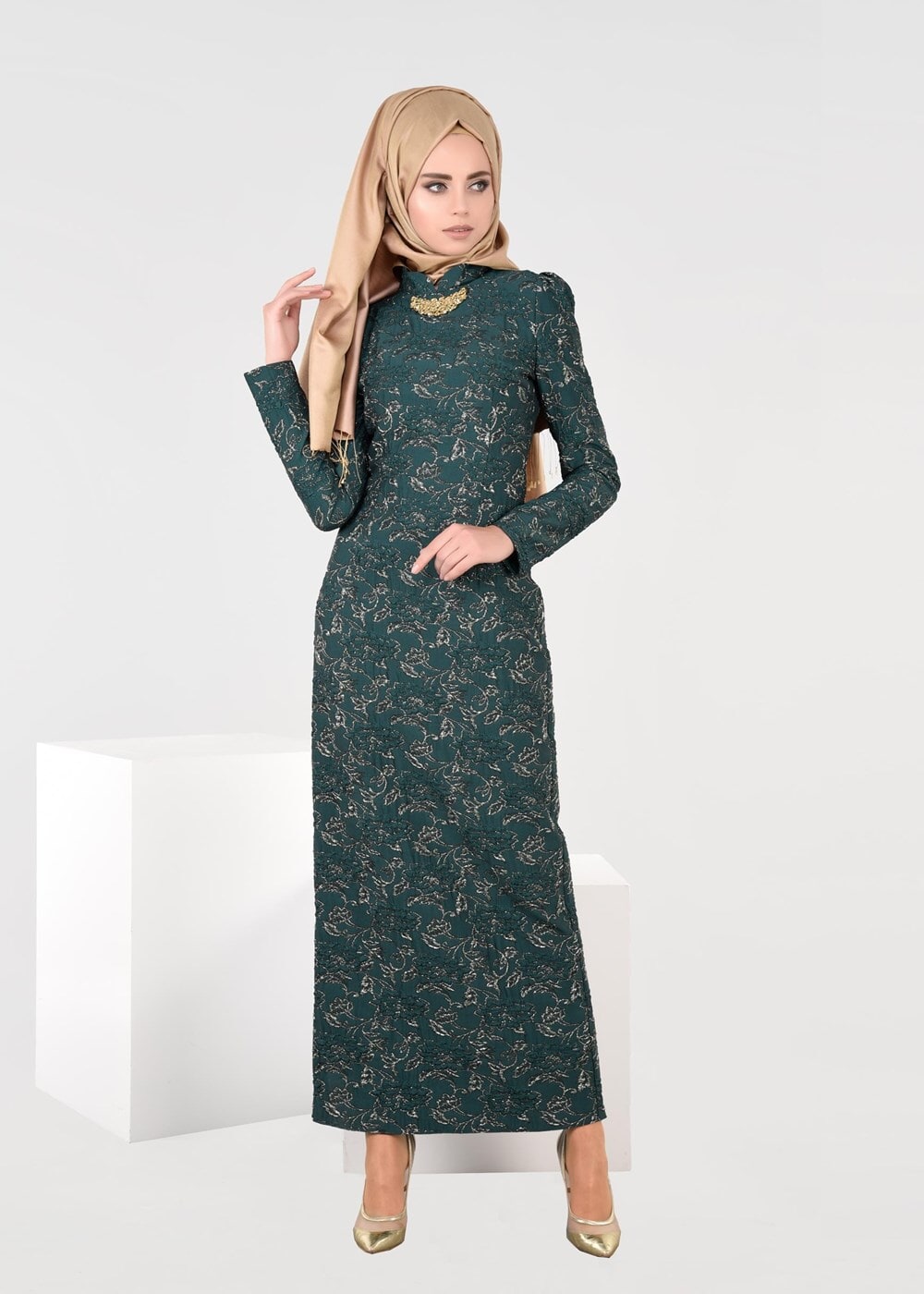 Tesettür giyim YEŞİL DESENLİ HAKİM YAKA ELBİSE T 4879