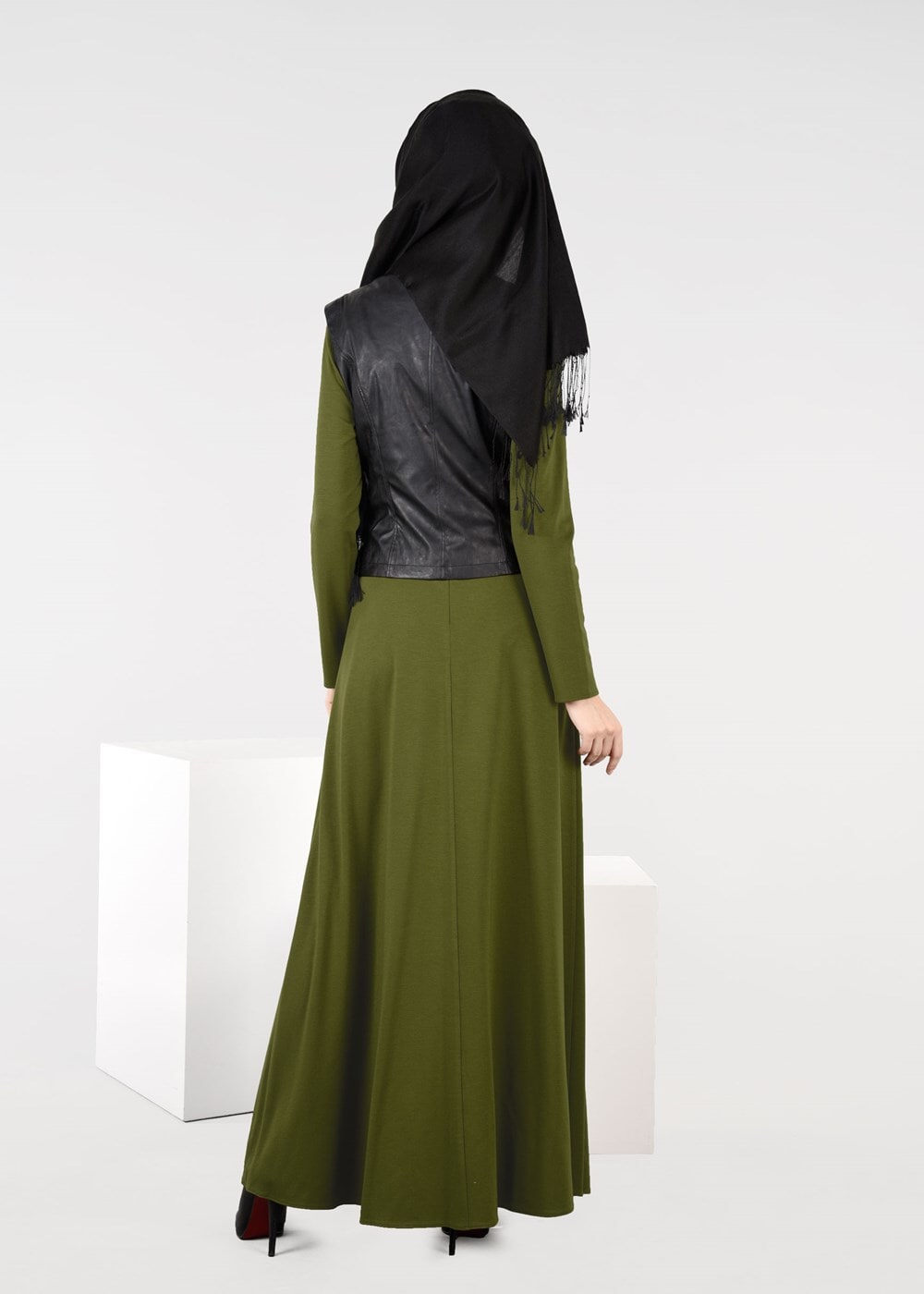 Tesettür giyim YEŞİL SUNİ DERİ YELEKLİ 2Lİ ELBİSE TAKIM 4895