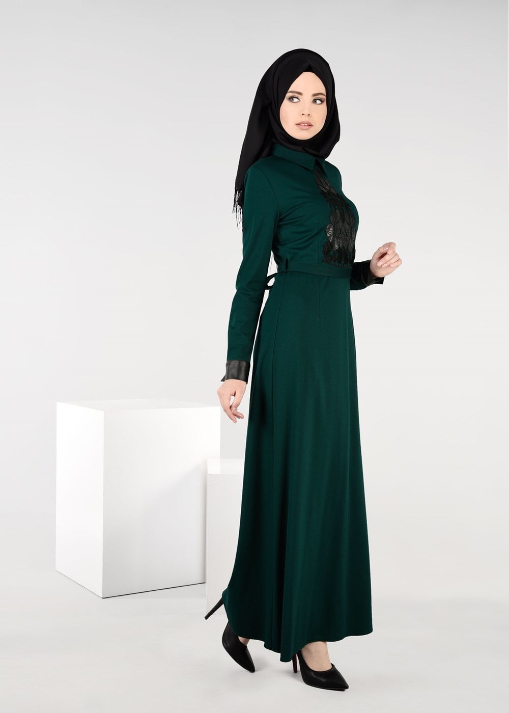 Tesettür giyim YEŞİL GÜPÜR İŞLEMELİ ELBİSE 4907 