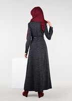 Tesettür giyim LACİVERT YAKASI KUŞ GÖZÜ DETAYLI KEMERLİ ELBİSE 4946