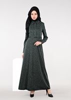 Tesettür giyim YEŞİL YAKASI KUŞ GÖZÜ DETAYLI KEMERLİ ELBİSE 4946