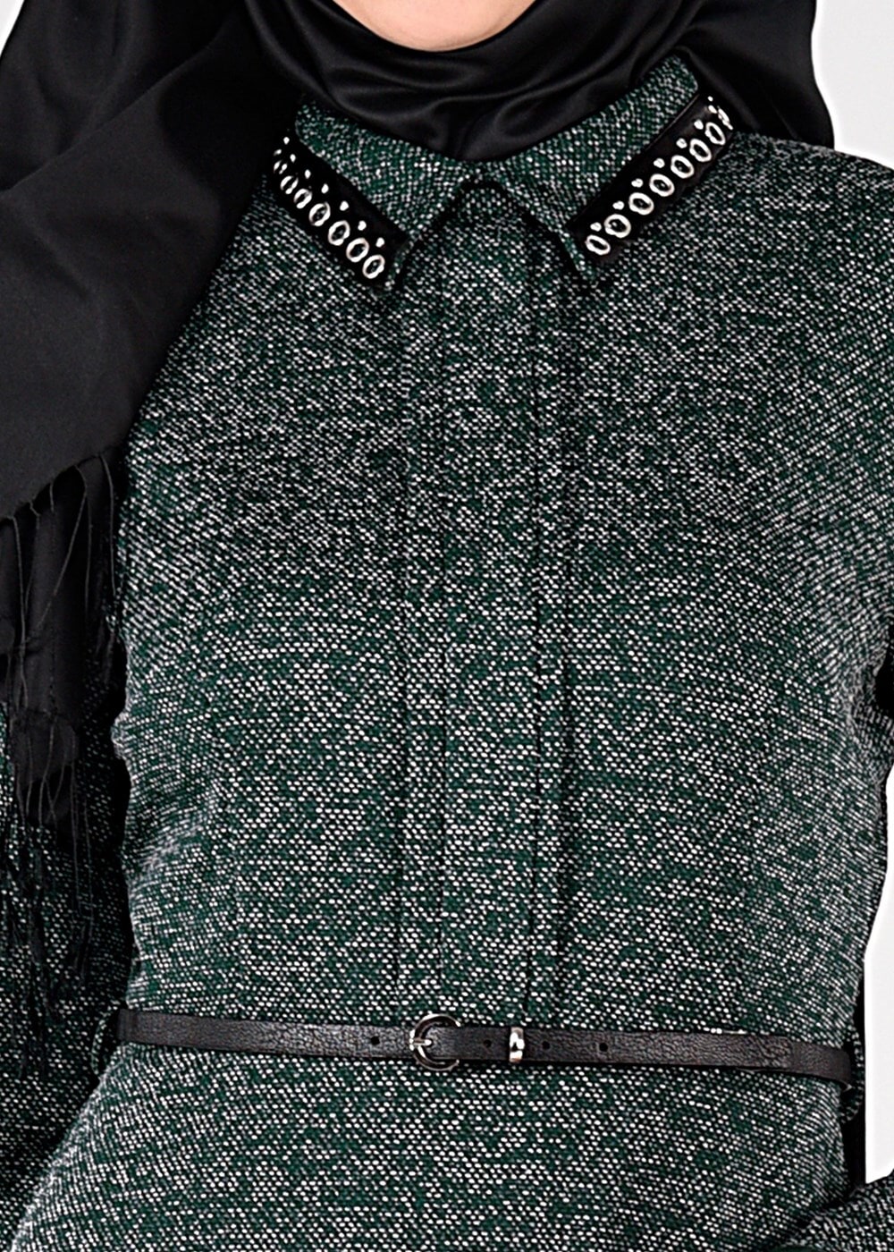 Tesettür giyim YEŞİL YAKASI KUŞ GÖZÜ DETAYLI KEMERLİ ELBİSE 4946