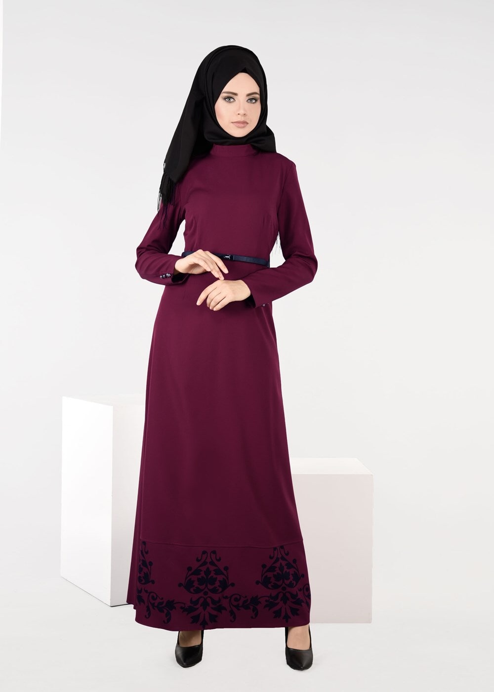 Tesettür giyim BORDO NAKIŞ DETAYLI ŞAL YAKA ELBİSE 4963