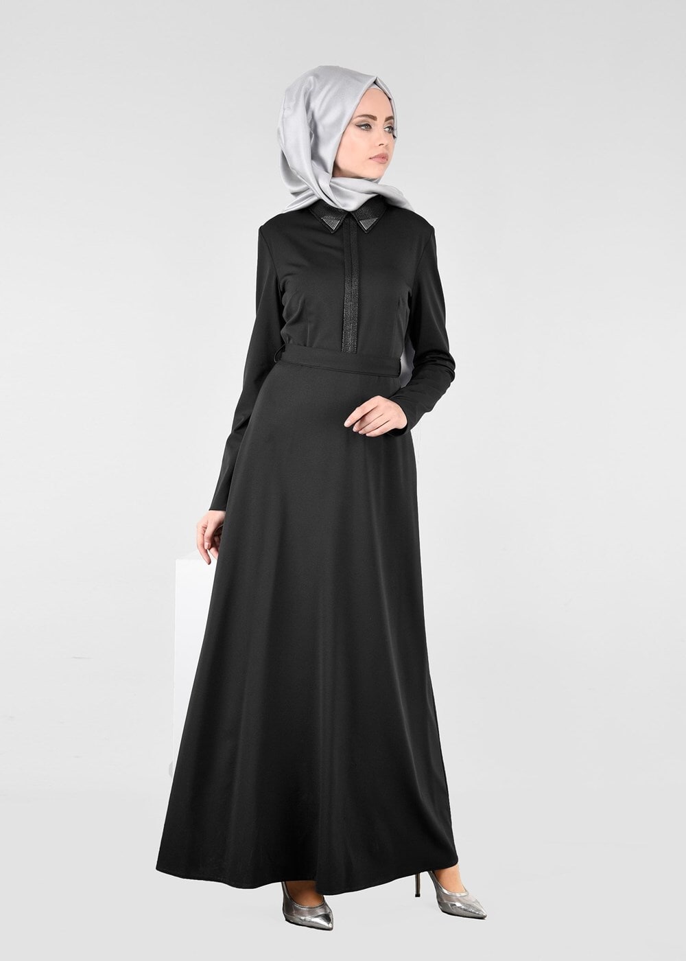 Tesettür giyim SİYAH BİYE DETAYLI KUŞAKLI ELBİSE 4964