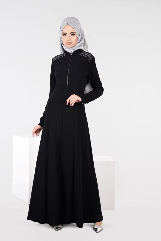 Tesettür giyim SİYAH FERMUAR DETAYLI NAKIŞLI ELBİSE 4966  - TRENDTESETTÜR