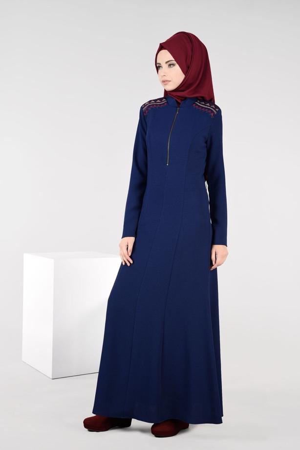 Tesettür giyim LACİVERT FERMUAR DETAYLI NAKIŞLI ELBİSE 4966  - TRENDTESETTÜR
