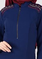 Tesettür giyim LACİVERT FERMUAR DETAYLI NAKIŞLI ELBİSE 4966 