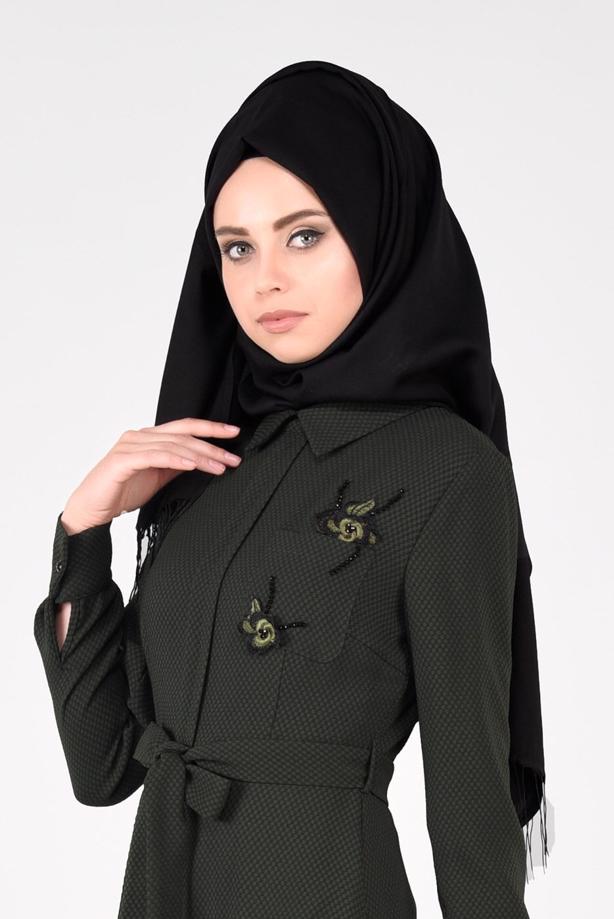 Tesettür giyim YEŞİL ÇİÇEK NAKIŞLI ELBİSE 4969 - TRENDTESETTÜR