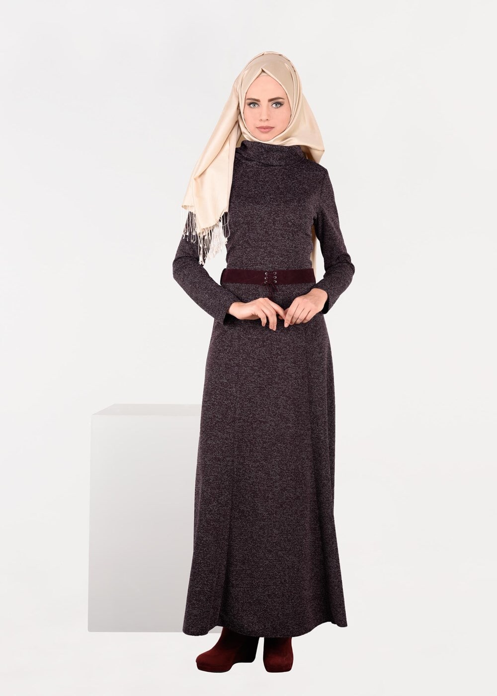 Tesettür giyim MÜRDÜM KEMERLİ ŞAL YAKA ELBİSE 4987