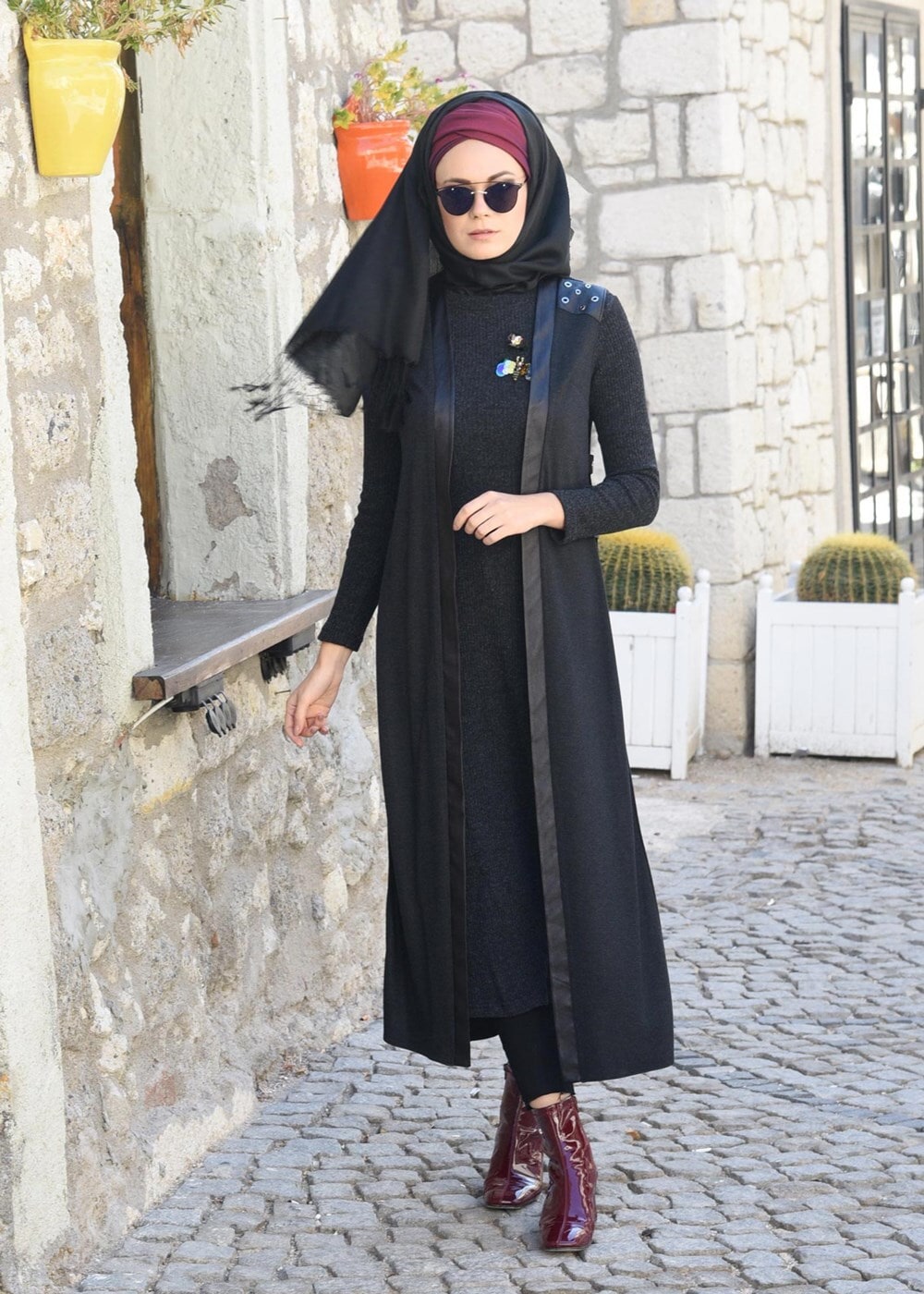 Tesettür giyim SİYAH ARMALI FİTİLLİ TRİKO DAR KESİM ELBİSE 4988