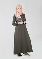 Tesettür giyim HAKİ YAZI DETAYLI SPOR ELBİSE 8841