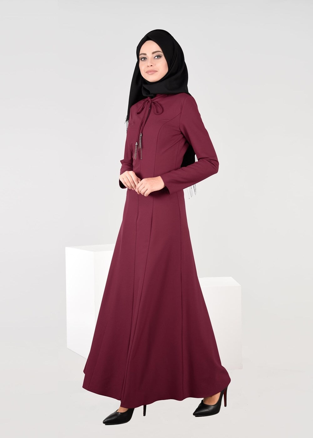Tesettür giyim BORDO YAKASI BAĞCIKLI ELBİSE 4968 