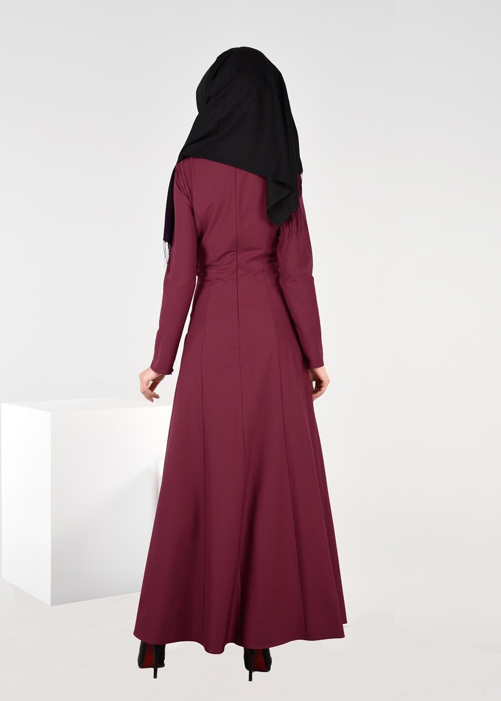 Tesettür giyim BORDO YAKASI BAĞCIKLI ELBİSE 4968 