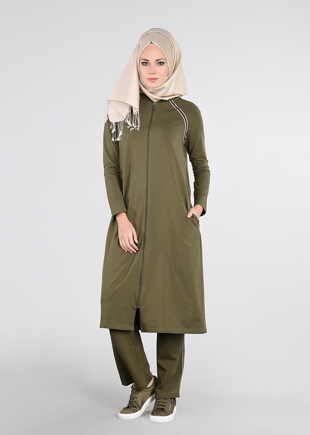 Tesettür giyim HAKİ REGLAN EŞOFMAN TAKIM 31104 