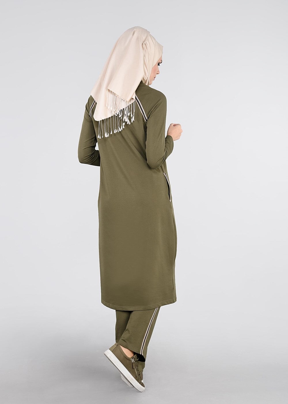 Tesettür giyim HAKİ REGLAN EŞOFMAN TAKIM 31104 