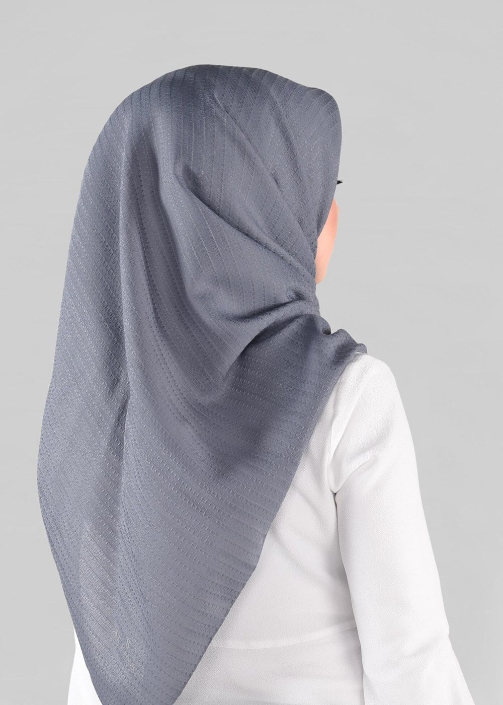 Tesettür giyim GÜMÜŞ T 9880 ALVİNA KENDİNDEN DESENLİ EŞARP