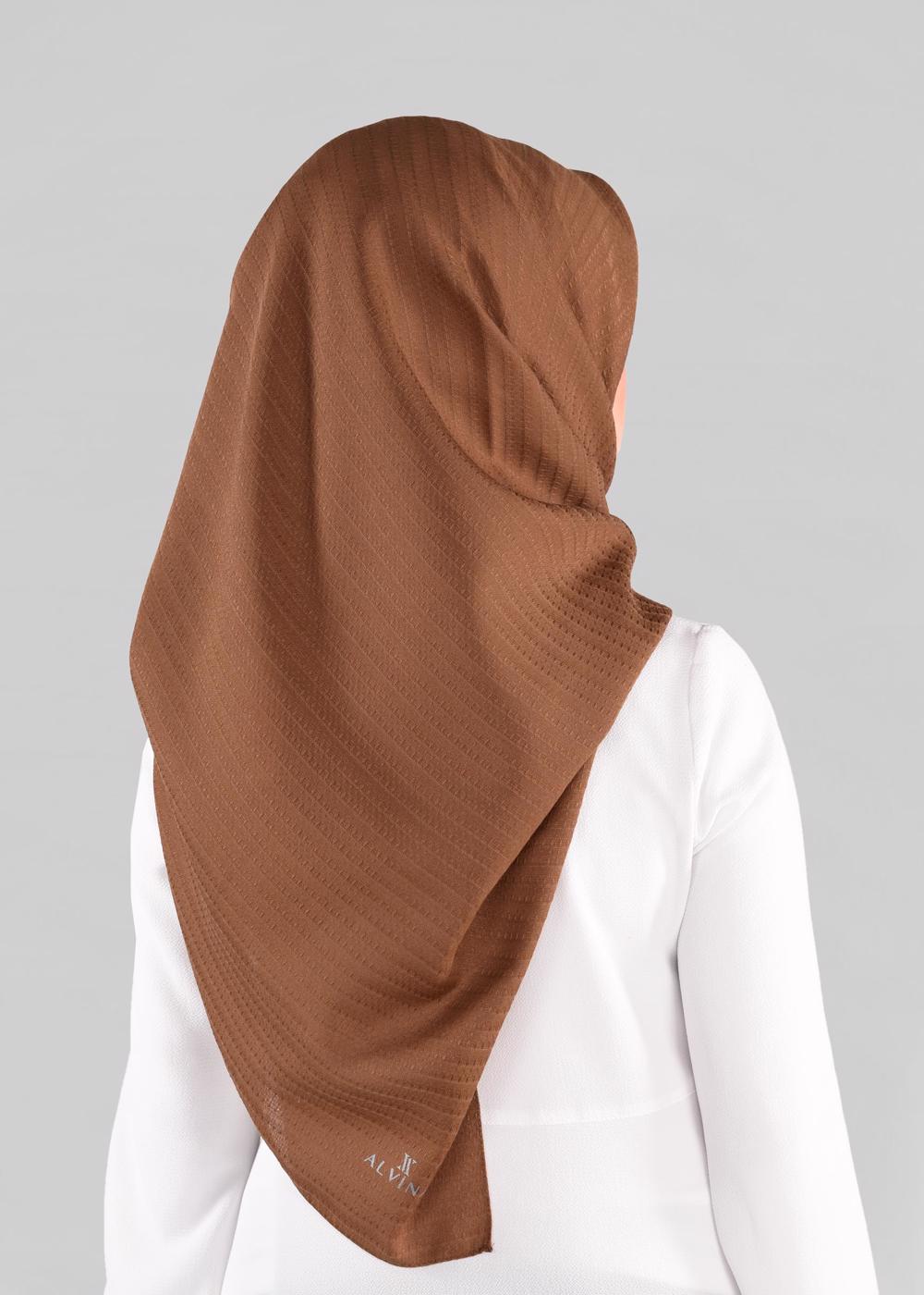 Tesettür giyim TABA T 9880 ALVİNA KENDİNDEN DESENLİ EŞARP