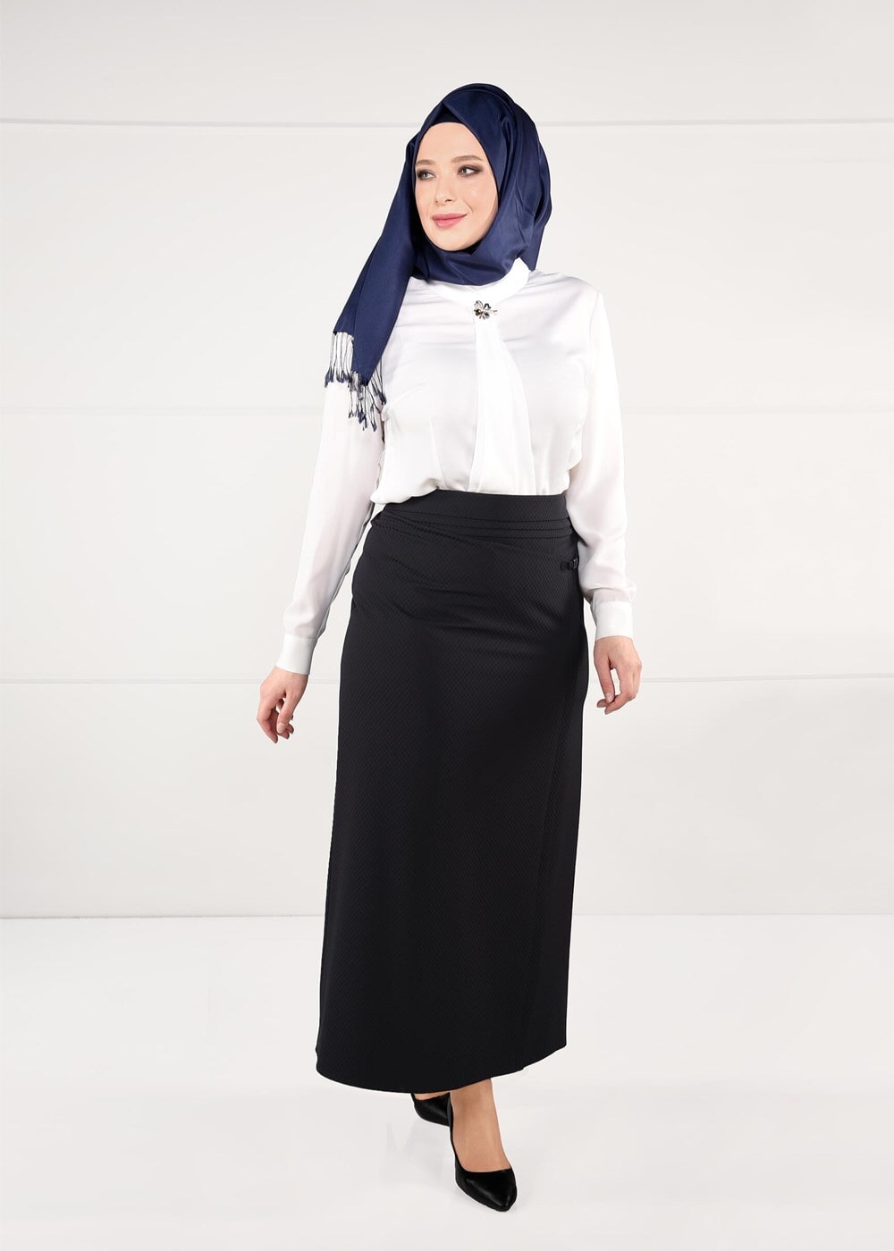Hijab clothing BLACK WRAP-OVER SKIRT 6898 