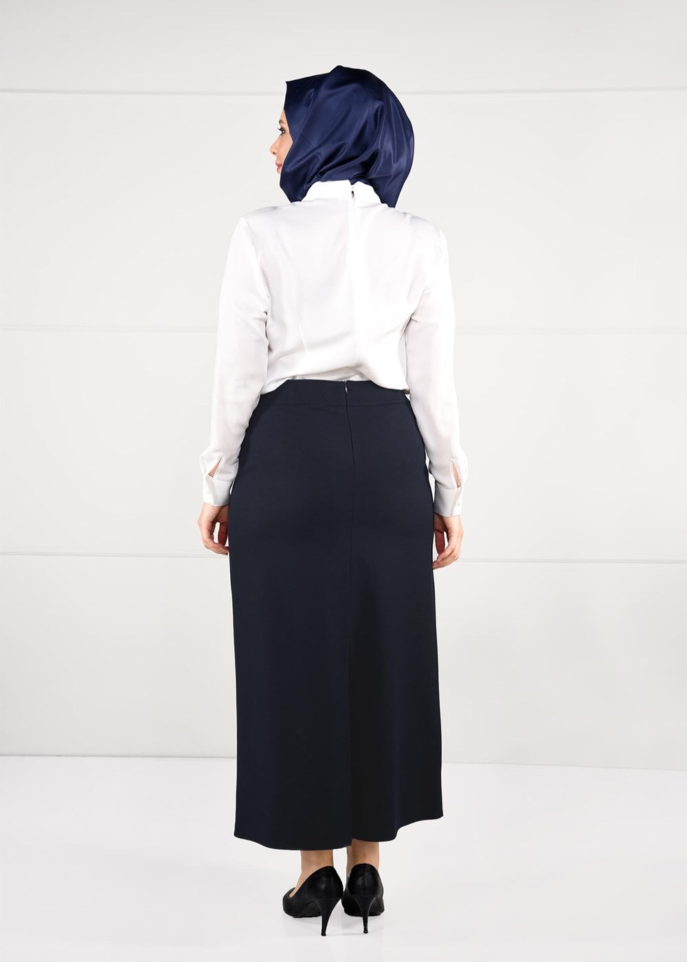 Hijab clothing NAVY BLUE BELTED HIGH-WAIST SKIRT 6947 
