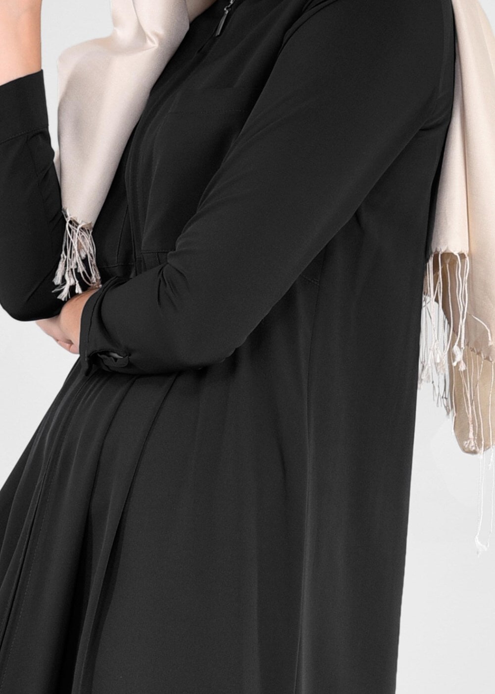 Tesettür giyim SİYAH FERMUARLI FERACE 26106 