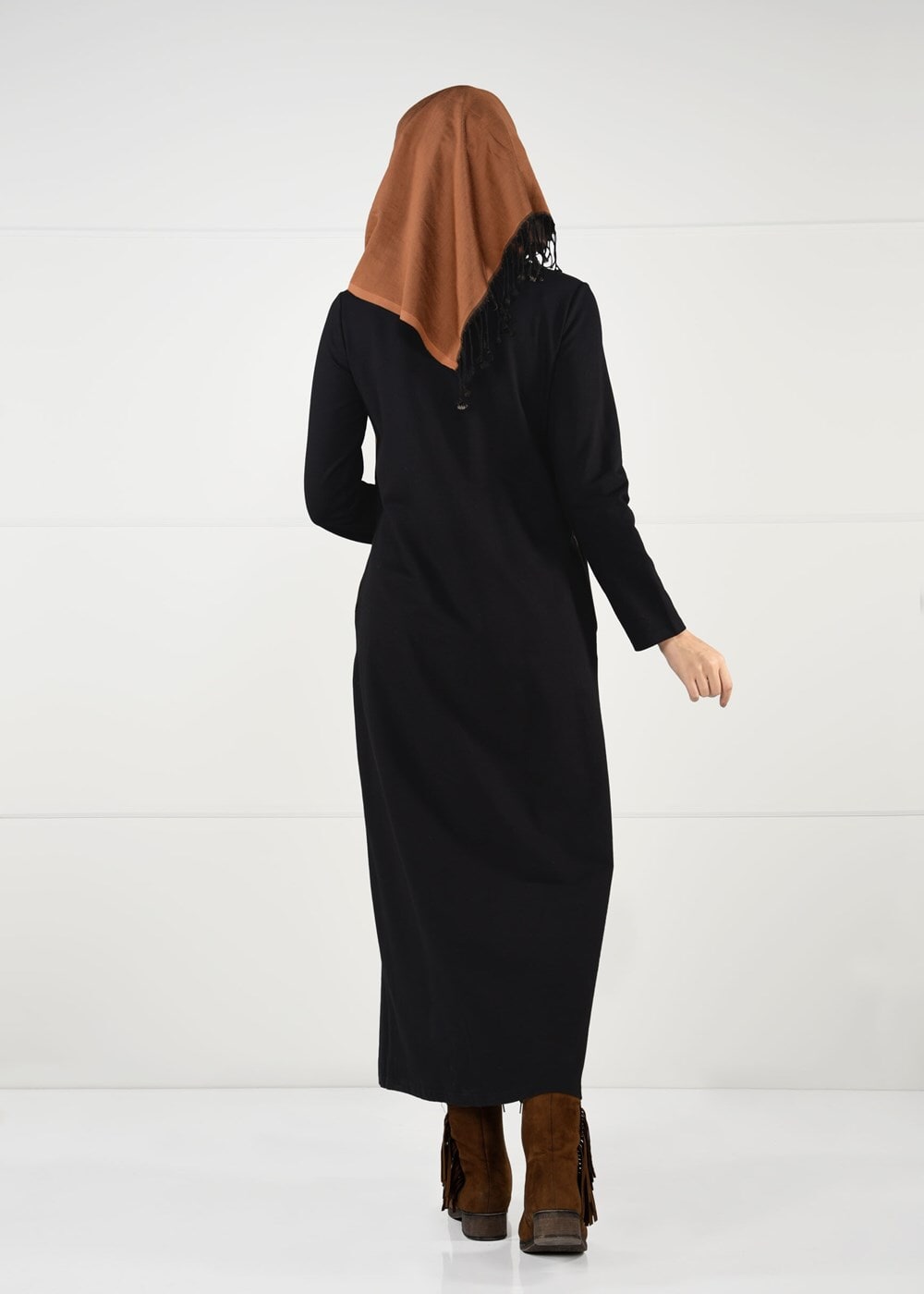 Tesettür giyim SİYAH FERMUAR DETAYLI FERACE 95106