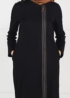 Tesettür giyim SİYAH FERMUAR DETAYLI FERACE 95106