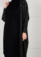 Tesettür giyim SİYAH İNCİ DETAYLI YARASA KOL HIRKA 6845