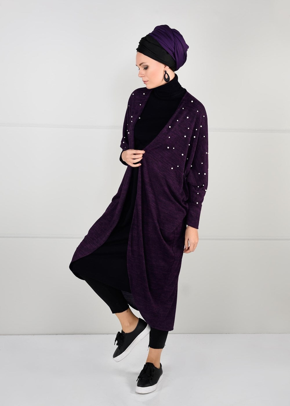 Tesettür giyim MOR İNCİ DETAYLI YARASA KOL HIRKA 6845