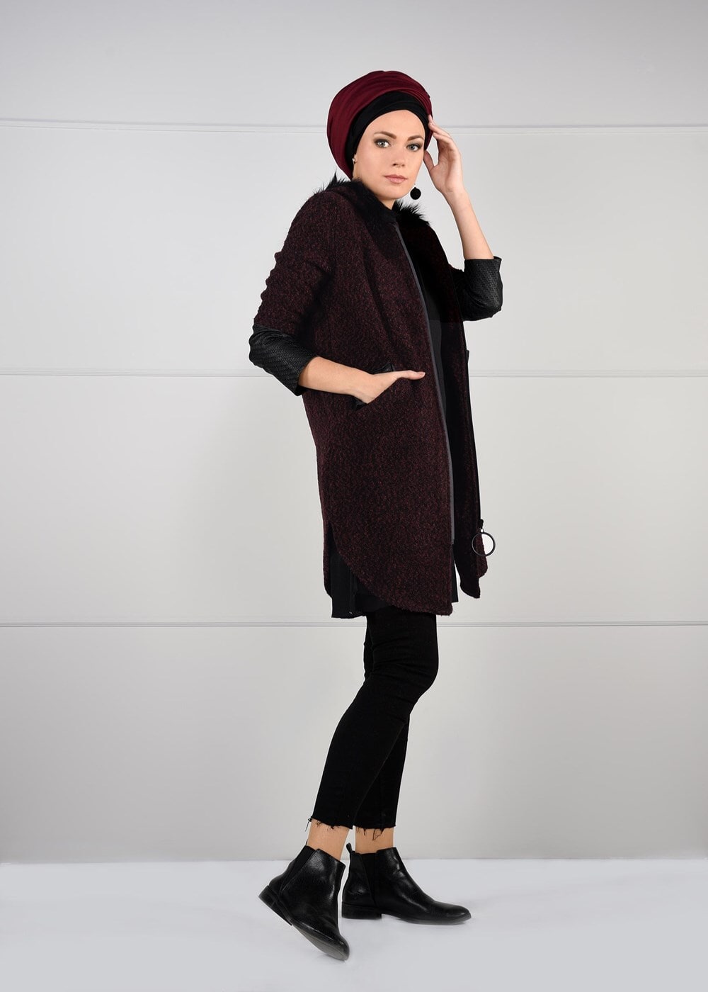 Tesettür giyim BORDO SUNİ DERİ DETAYLI KABAN 31241