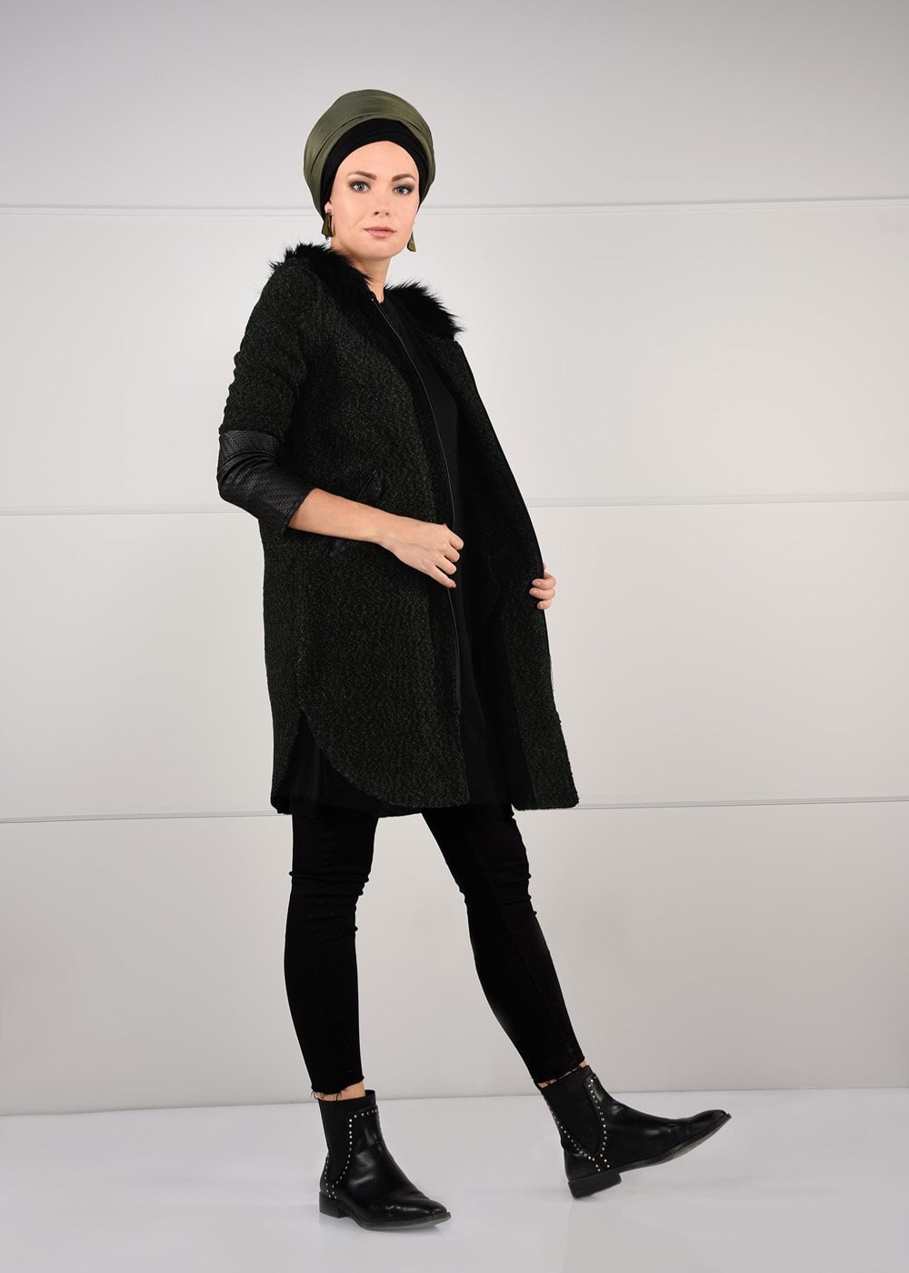 Tesettür giyim HAKİ SUNİ DERİ DETAYLI KABAN 31241