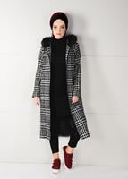 Tesettür giyim SİYAH EKOSE DESENLİ KAŞE KABAN 50451