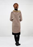 Tesettür giyim BEJ KAPÜŞONU PELUŞ SÜET KABAN 64941 