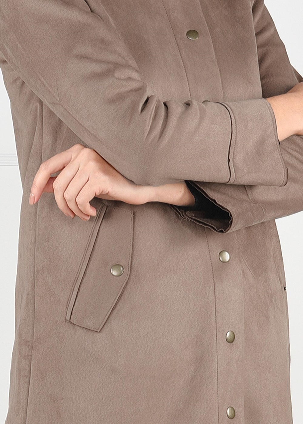 Tesettür giyim BEJ KAPÜŞONU PELUŞ SÜET KABAN 64941 