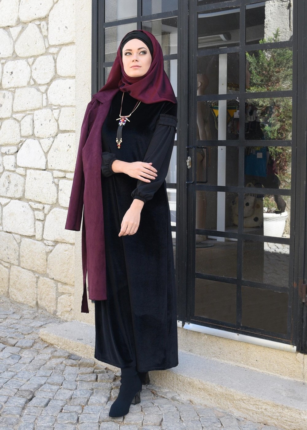 Tesettür giyim BORDO KUŞAKLI SÜET KABAN 5617 